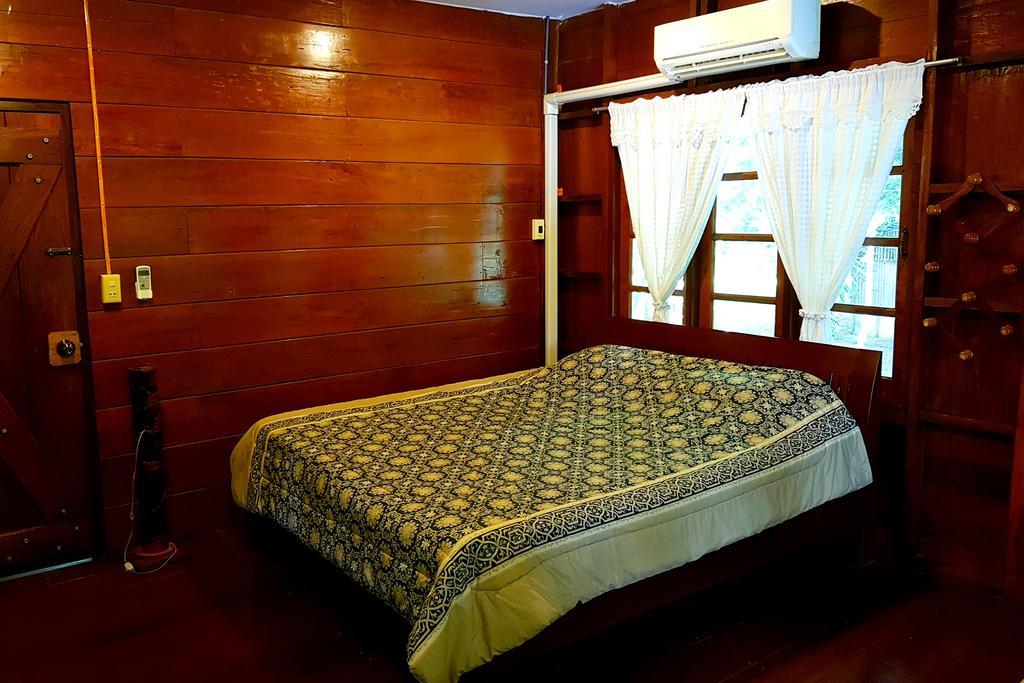 Baanmai Phaipa House
